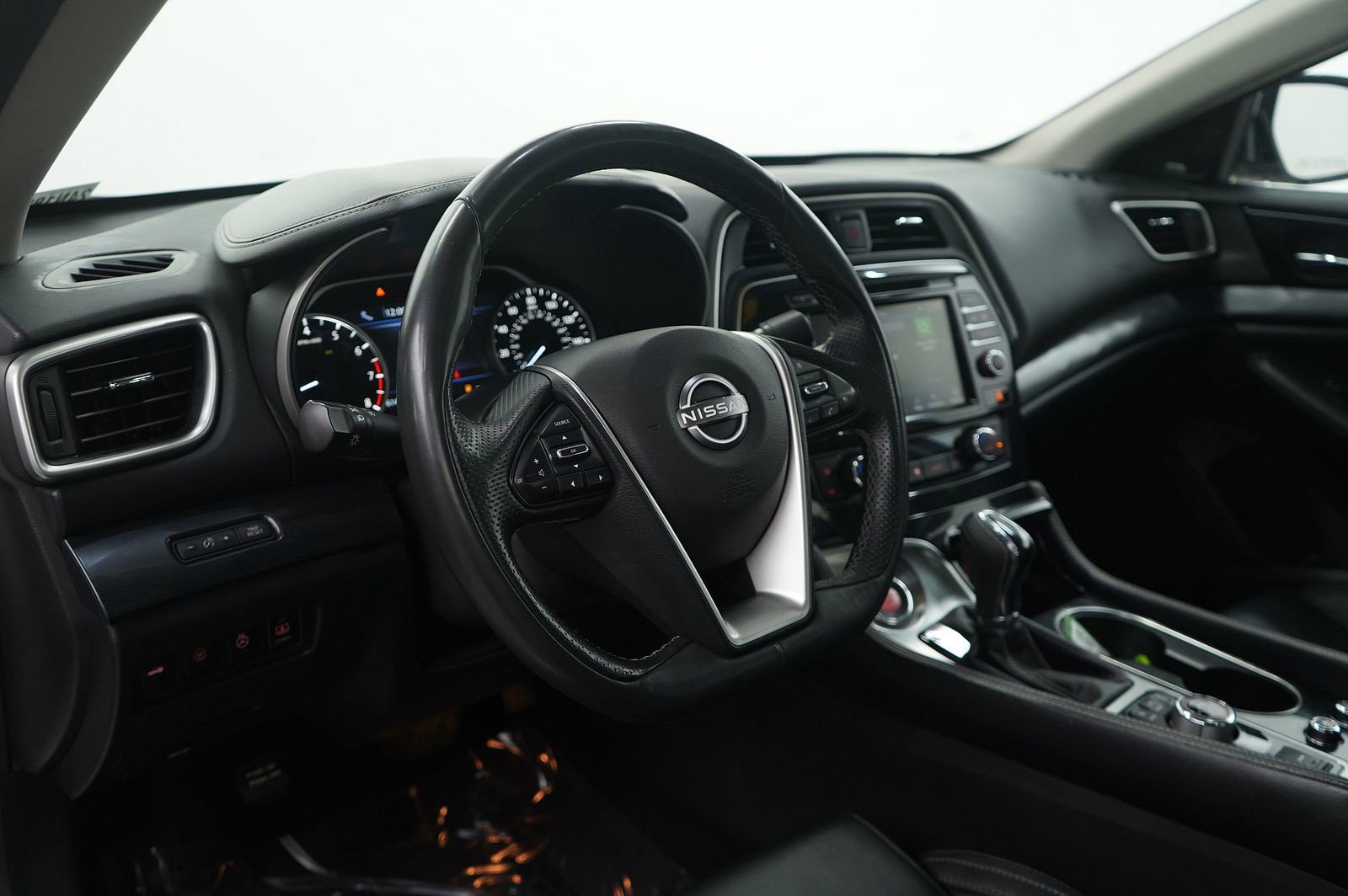 Used 2023 Nissan Maxima Platinum image 17