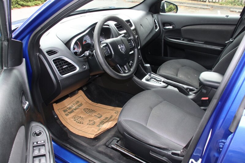 Used 2013 Dodge Avenger SE FWD image 5