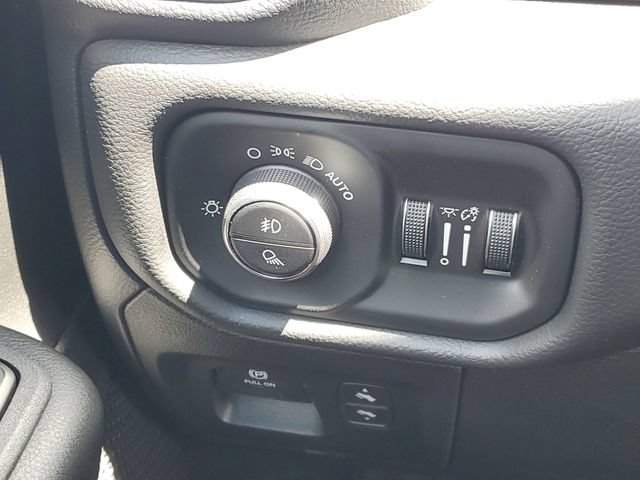 New 2026 RAM 1500 Big Horn AWD/4WD image 19