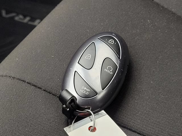 Used 2025 Hyundai Elantra Sport FWD image 34