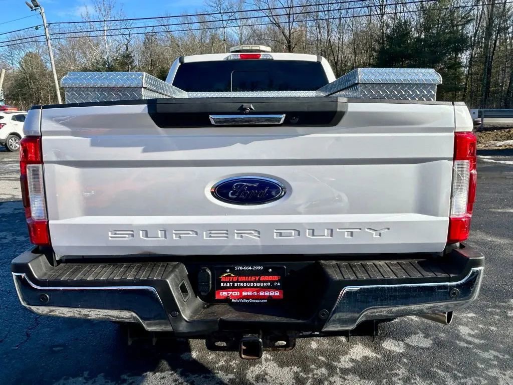Used 2018 Ford F250 Lariat w/ Chrome Package image 7