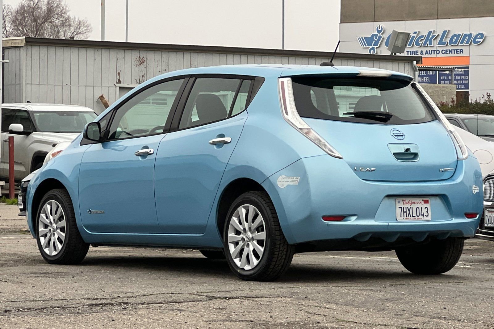 Used 2015 Nissan Leaf S w/ Charge Package image 6