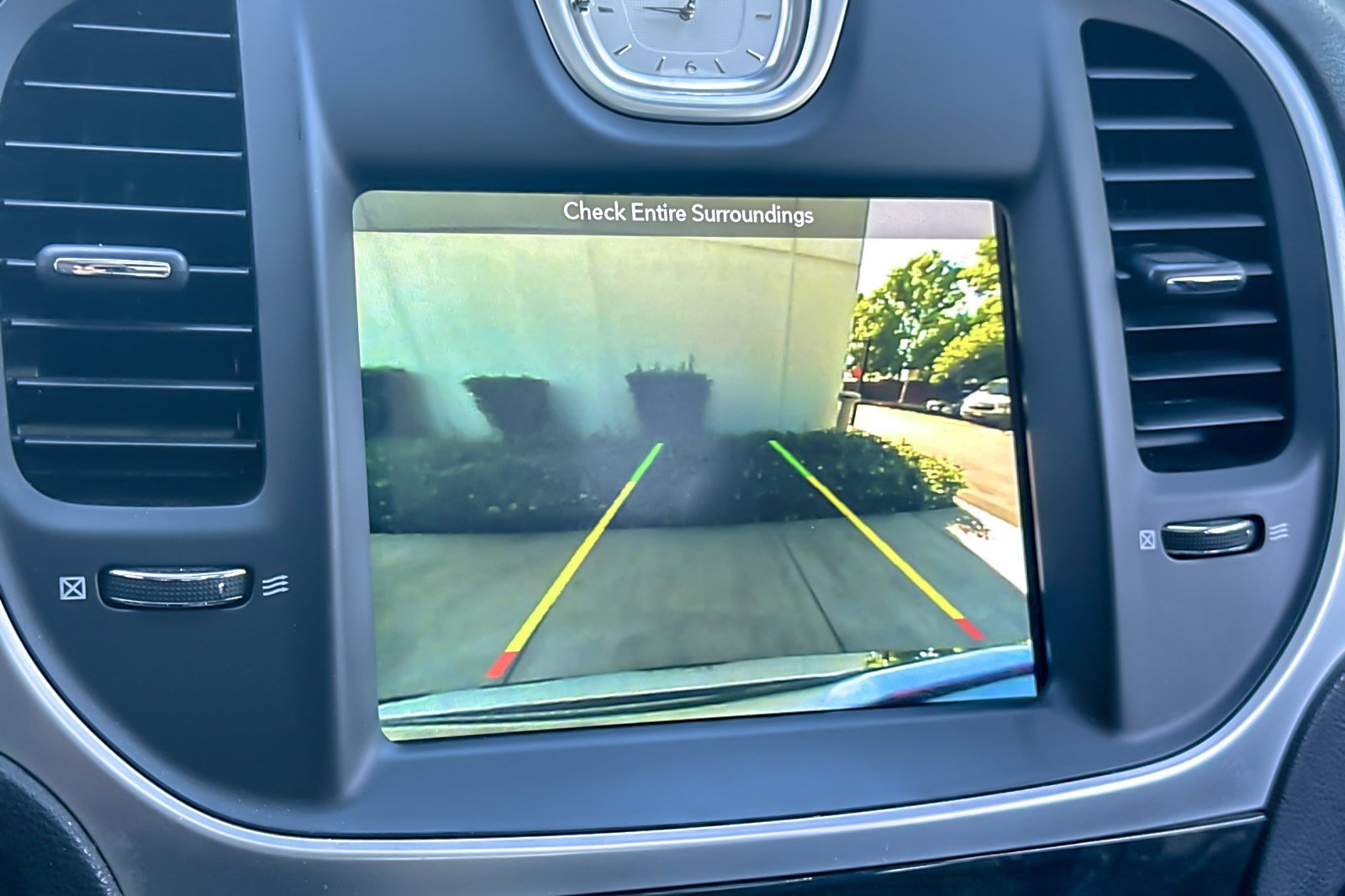 Used 2018 Chrysler 300 Limited w/ Safetytec Plus Group RWD image 26
