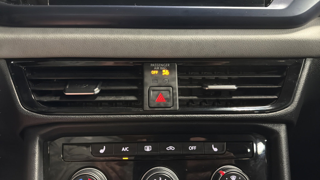 Used 2023 Volkswagen Taos SE image 26