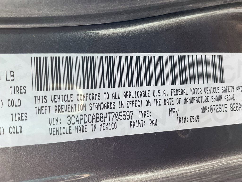 Used 2017 Dodge Journey SE FWD image 32