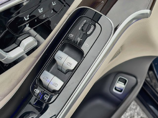 Certified 2022 Mercedes-Benz S 580 4MATIC Sedan image 18