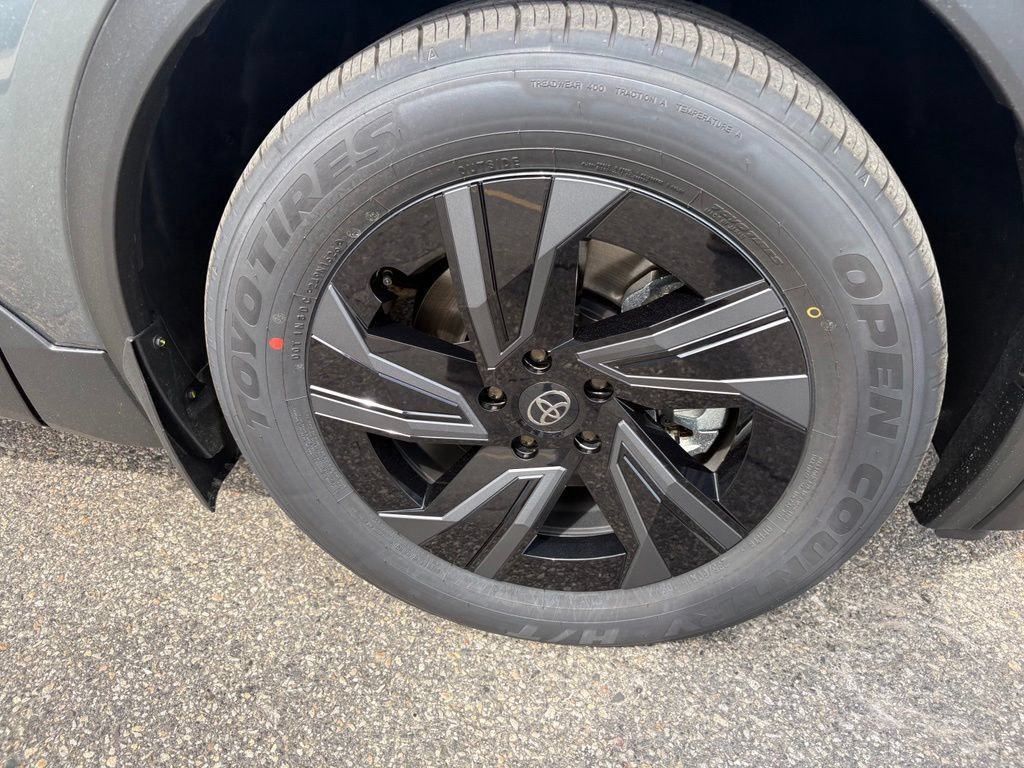 New 2026 Toyota C-HR AWD/4WD image 36