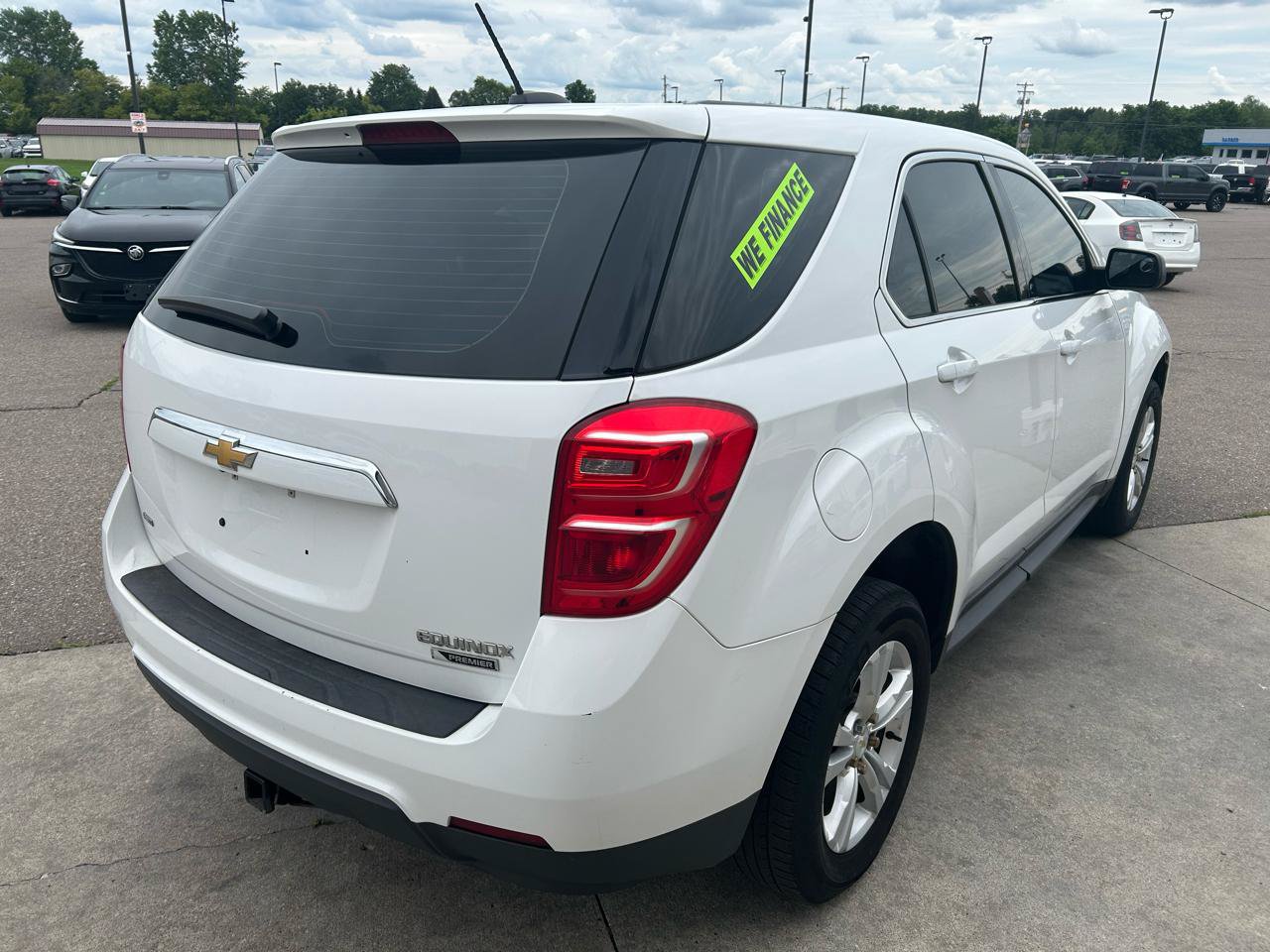 Used 2016 Chevrolet Equinox LS AWD/4WD image 5