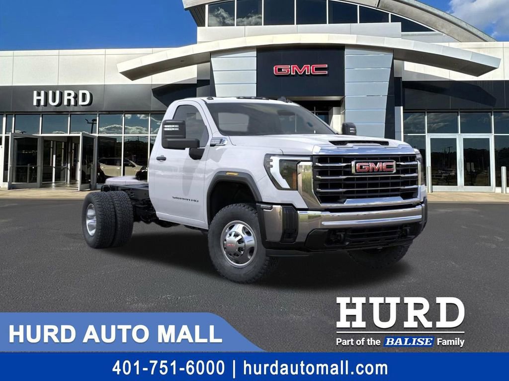 New 2026 GMC Sierra 3500 Pro image 1