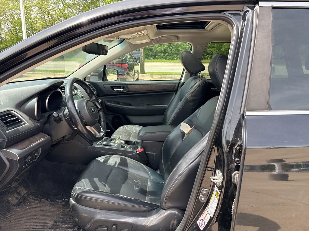 Used 2019 Subaru Outback 2.5i Limited AWD/4WD image 11