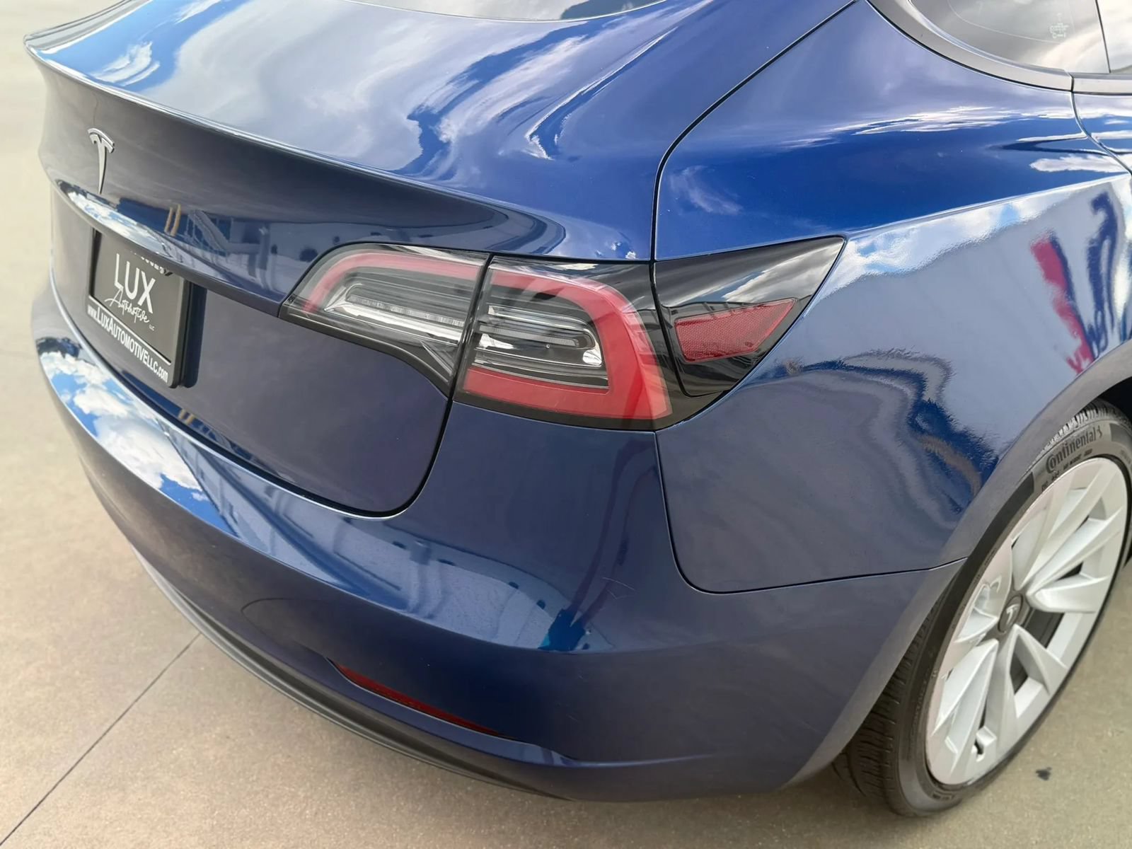 Used 2023 Tesla Model 3 Standard Range RWD image 8