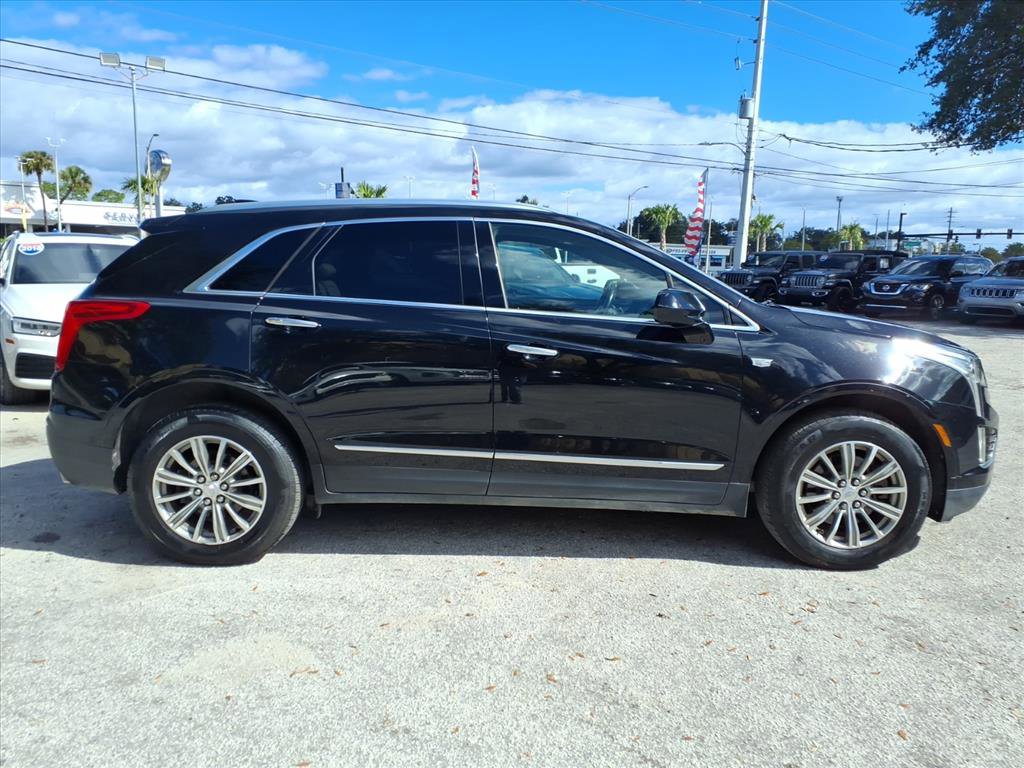 Used 2018 Cadillac XT5 Luxury w/ Driver Awareness Package image 8