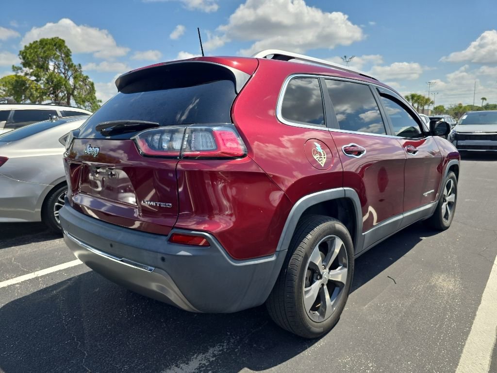 Used 2019 Jeep Cherokee Limited FWD image 9