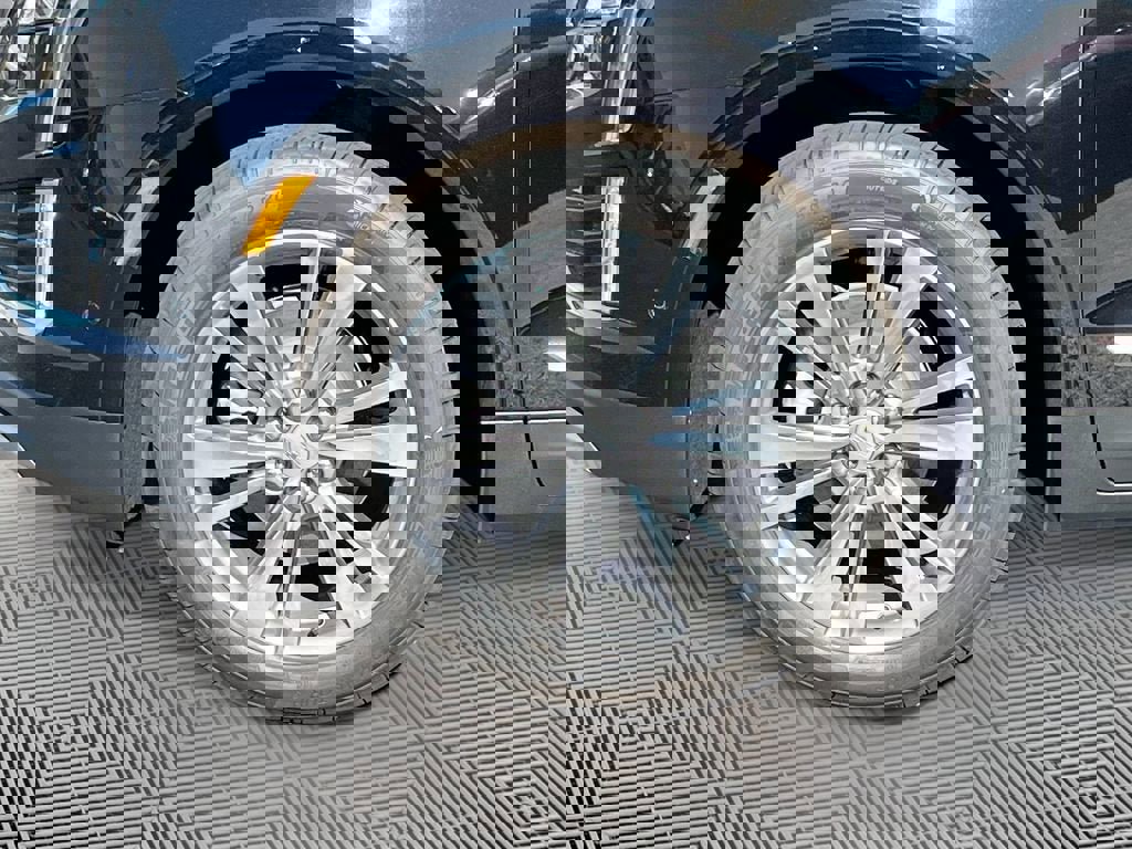 New 2025 Cadillac XT5 Premium Luxury w/ Technology Package image 33