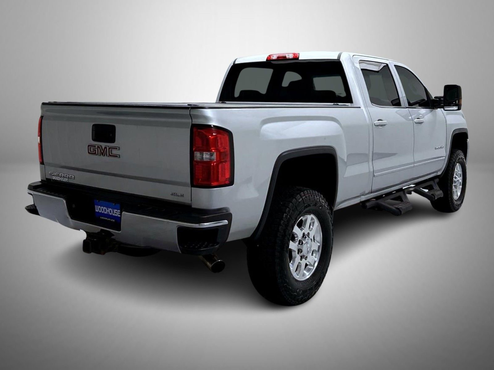 Used 2015 GMC Sierra 2500 SLE w/ SLE Preferred Package AWD/4WD image 5