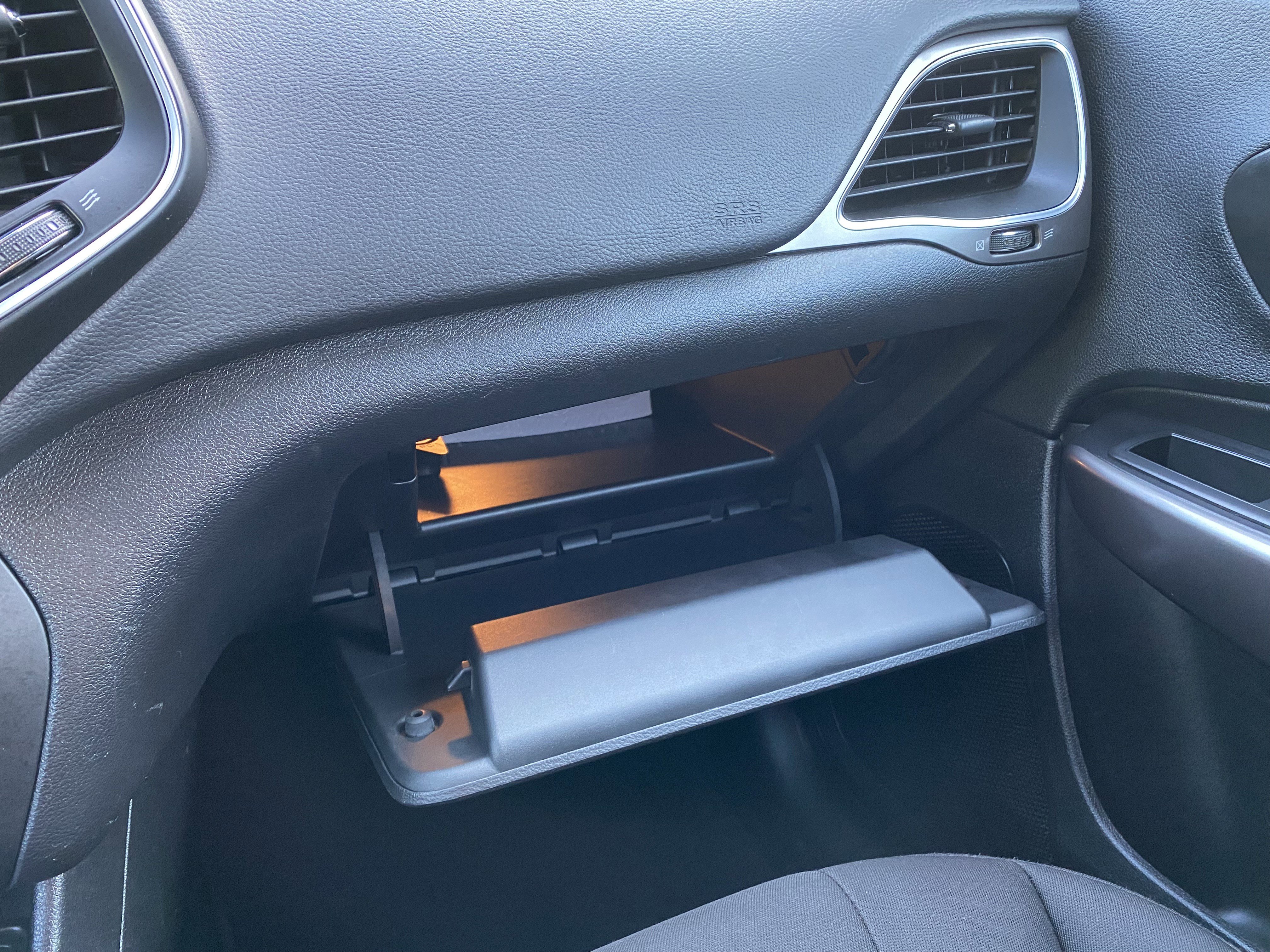 Used 2020 Jeep Cherokee Latitude image 29