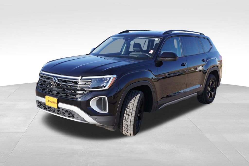 Used 2024 Volkswagen Atlas Peak Edition SEL image 11