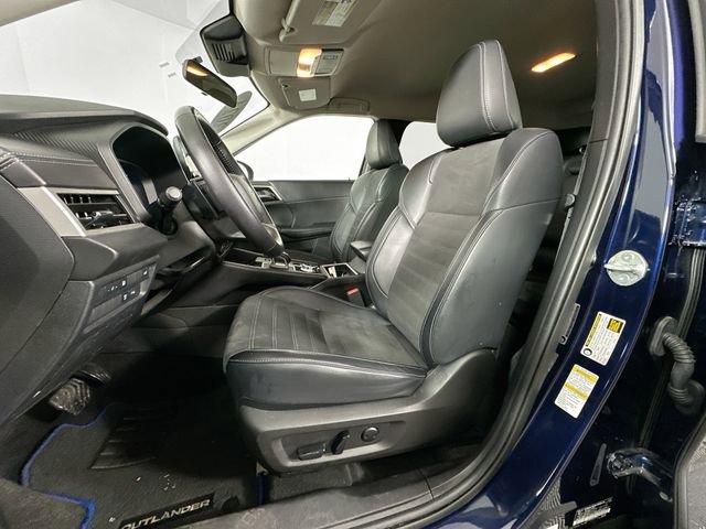 Used 2024 Mitsubishi Outlander SE image 18
