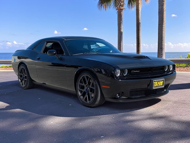 Used 2018 Dodge Challenger T/A RWD image 4