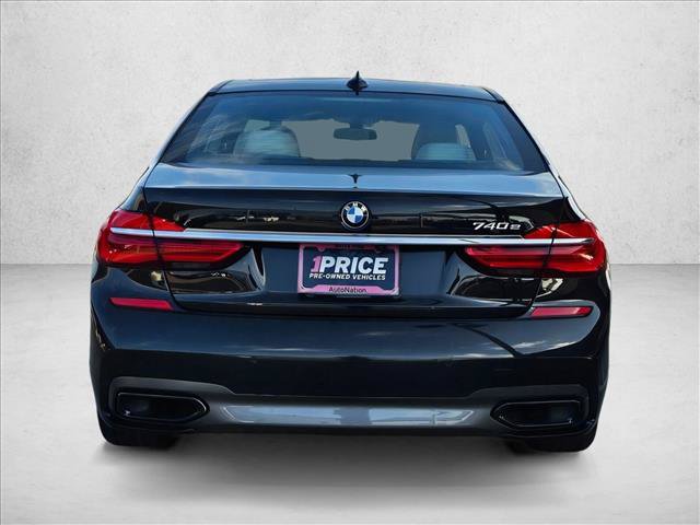 Used 2018 BMW 740e xDrive AWD/4WD image 6