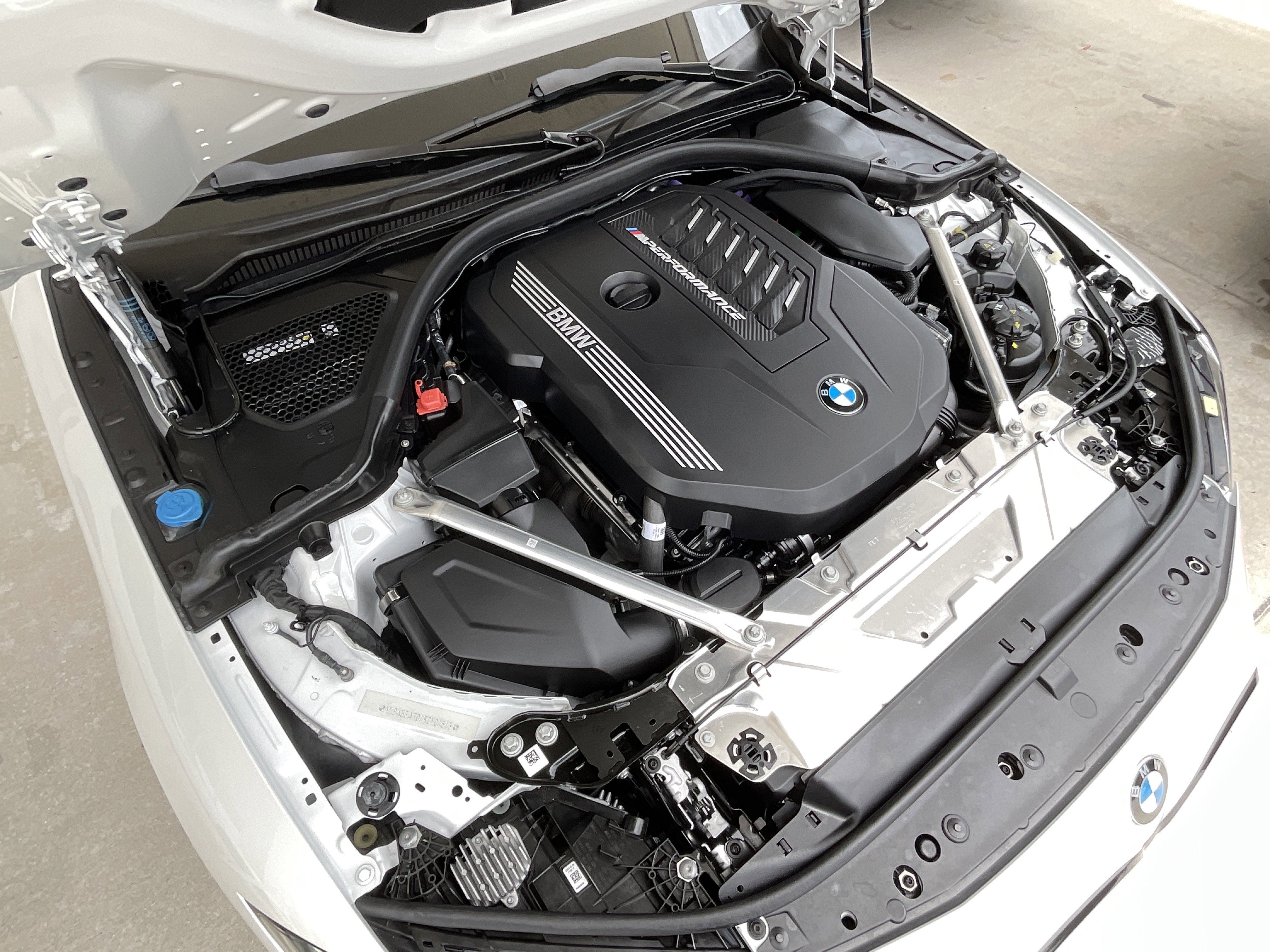 Certified 2024 BMW M440i Convertible RWD image 33