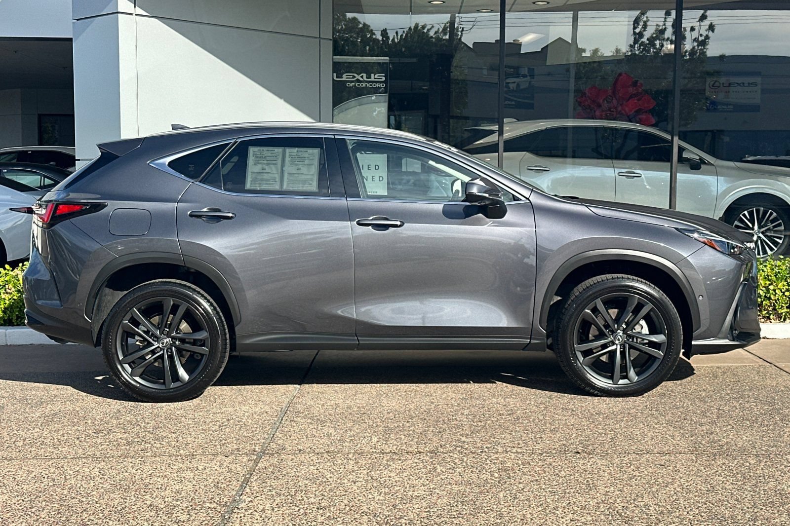 Used 2025 Lexus NX 450h+ AWD w/ Accessory Package (Z2) image 3