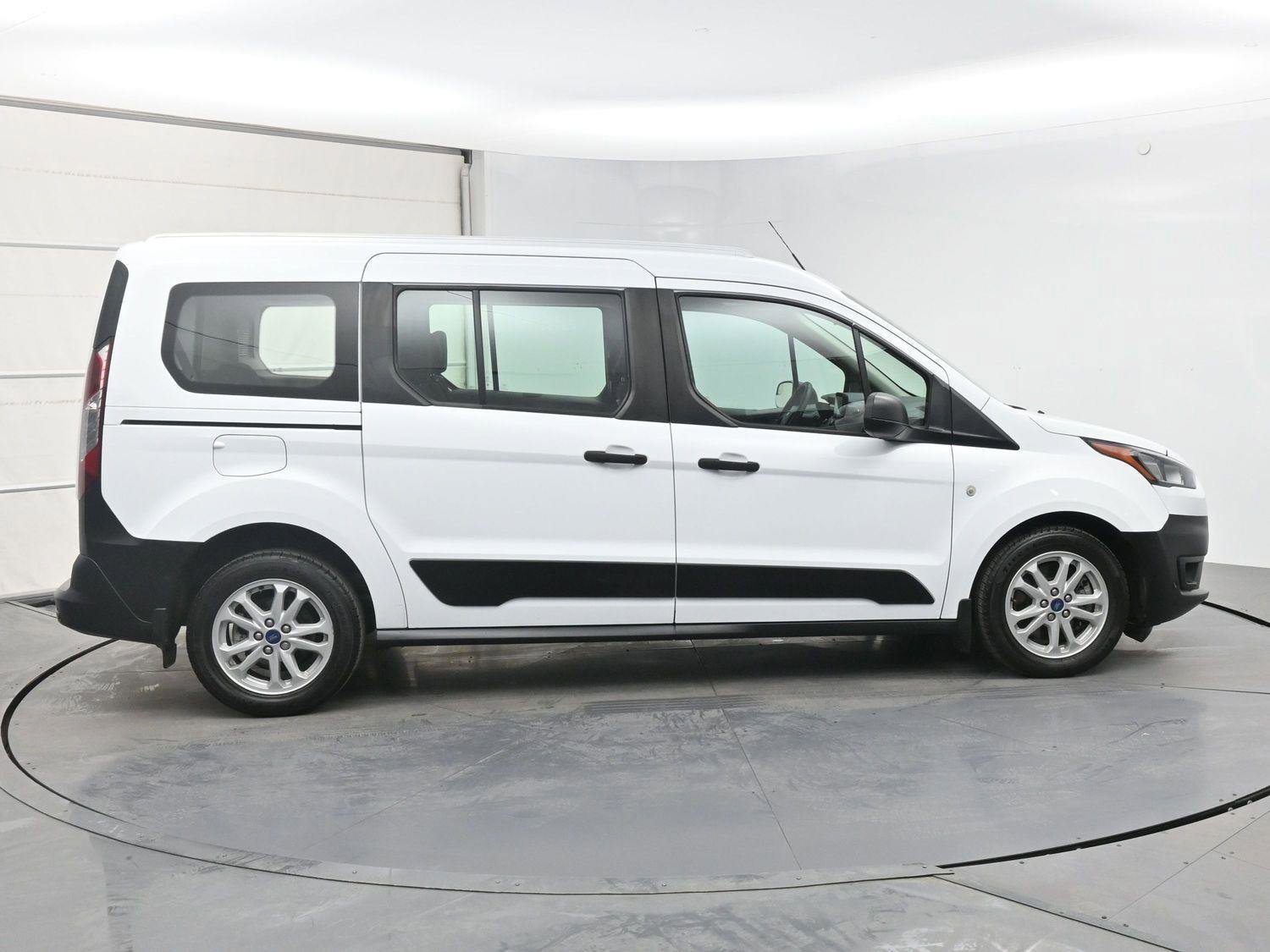 Used 2022 Ford Transit Connect XL image 28