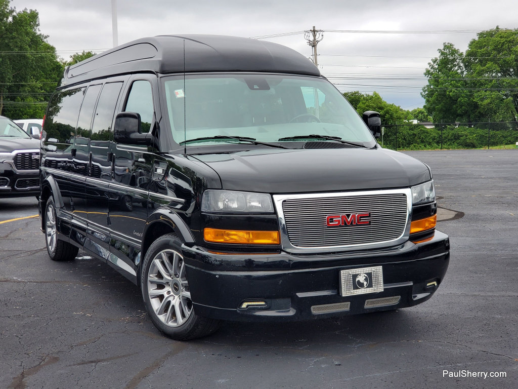 Used 2021 GMC Savana 3500 LS w/ Chrome Appearance Package RWD image 11