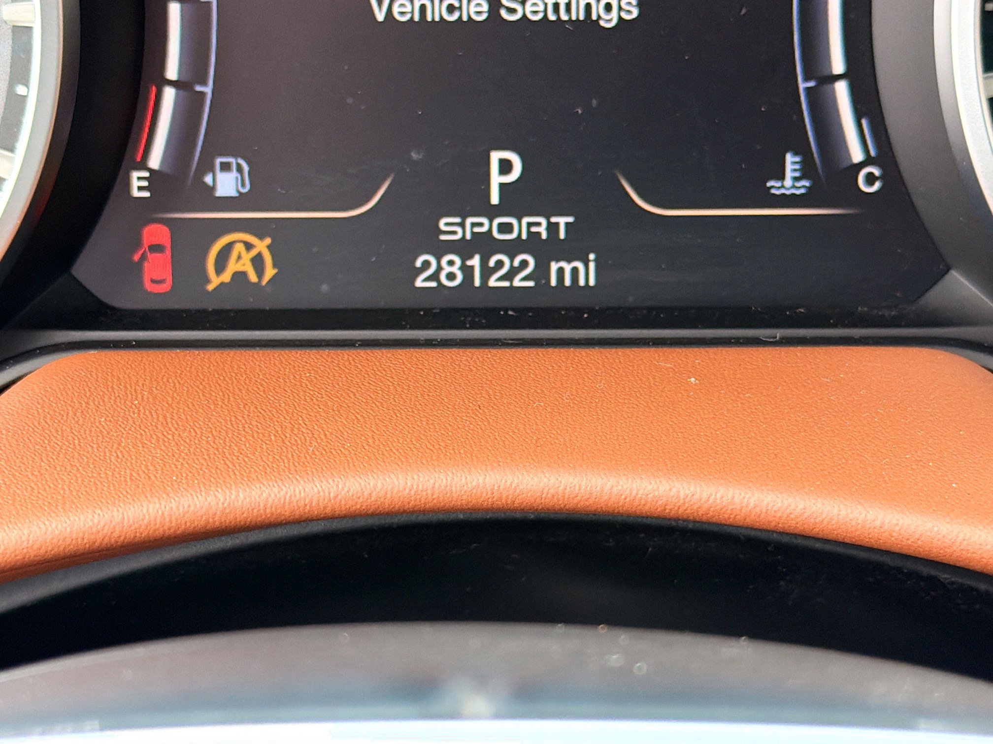 Used 2022 Maserati Levante Modena AWD/4WD image 41