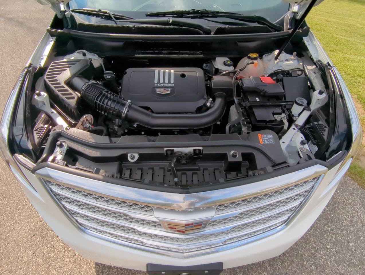 Used 2020 Cadillac XT5 Premium Luxury w/ LPO, Floor Liner Package image 25