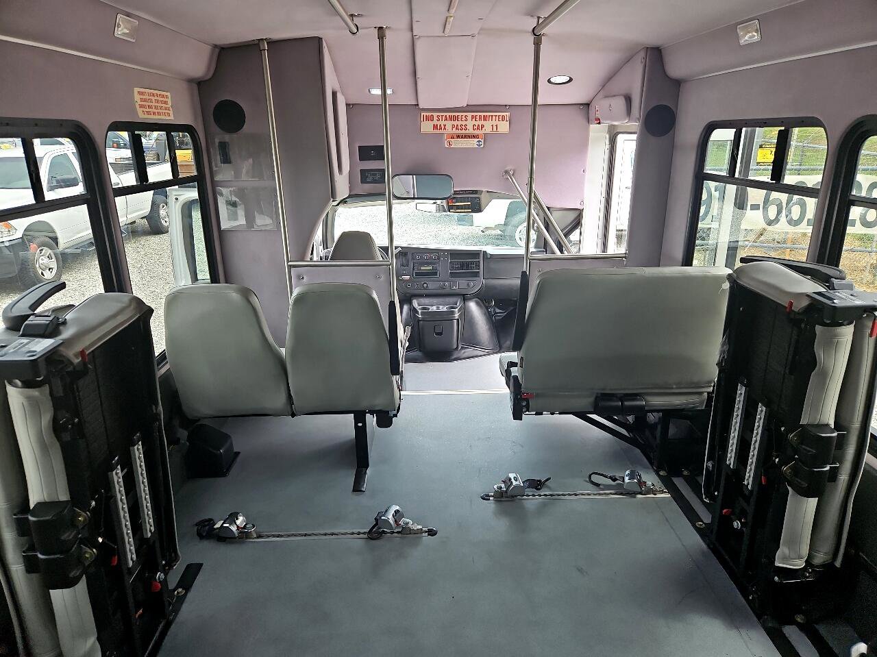 Used 2015 Chevrolet Express 3500 w/ Shuttle Bus Package image 32