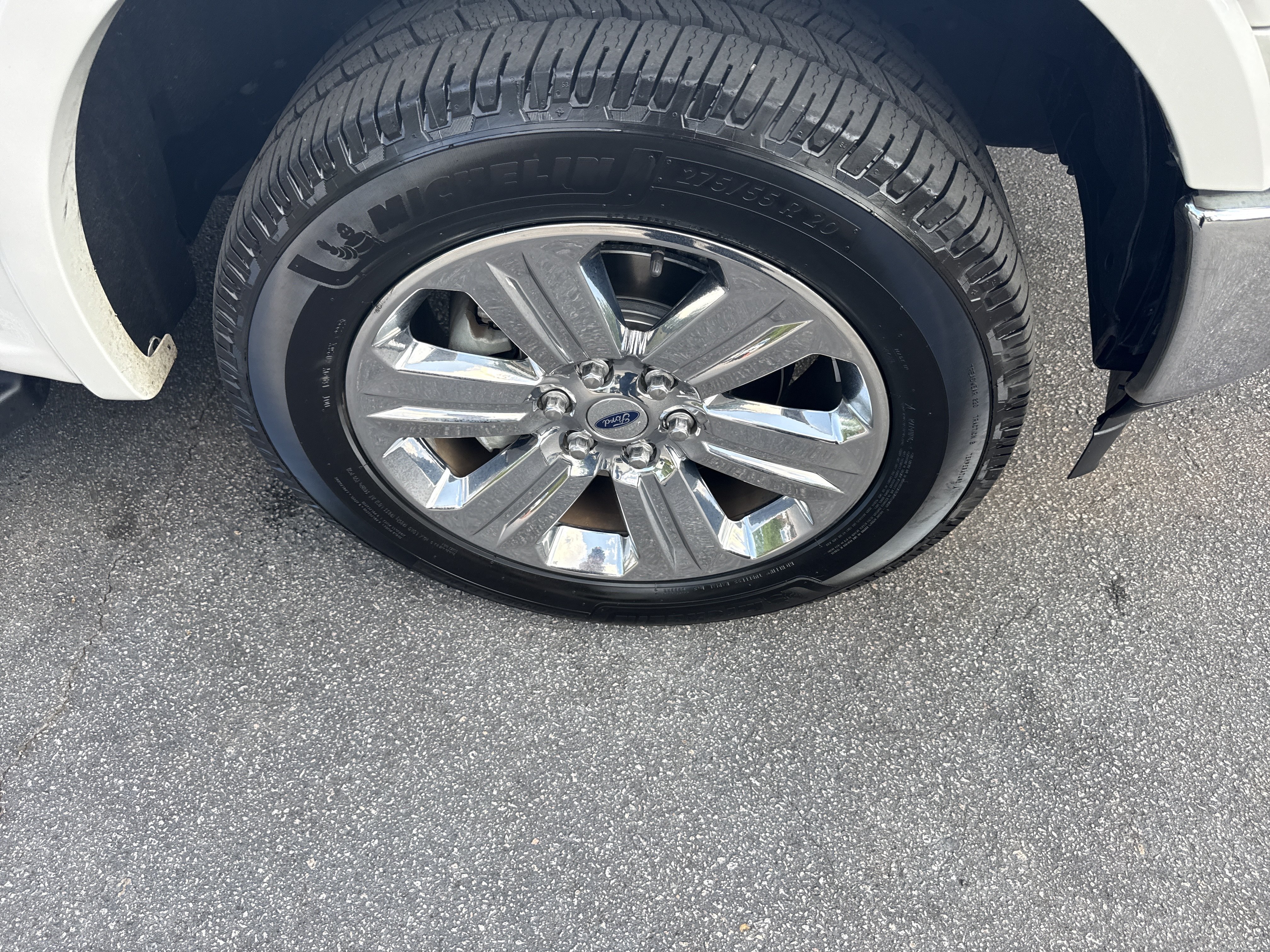 Used 2018 Ford F150 Lariat AWD/4WD image 13
