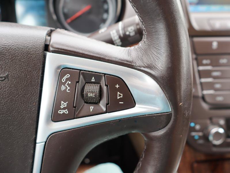 Used 2013 Buick Regal Premium FWD image 15