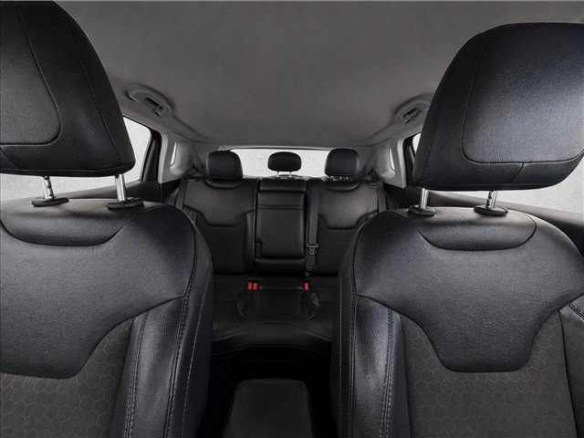 Used 2018 Jeep Compass Latitude AWD/4WD image 30