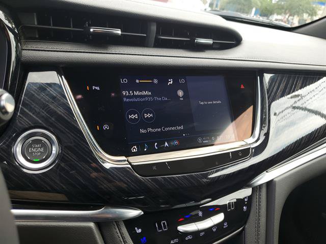 Certified 2025 Cadillac XT6 Premium Luxury FWD image 53