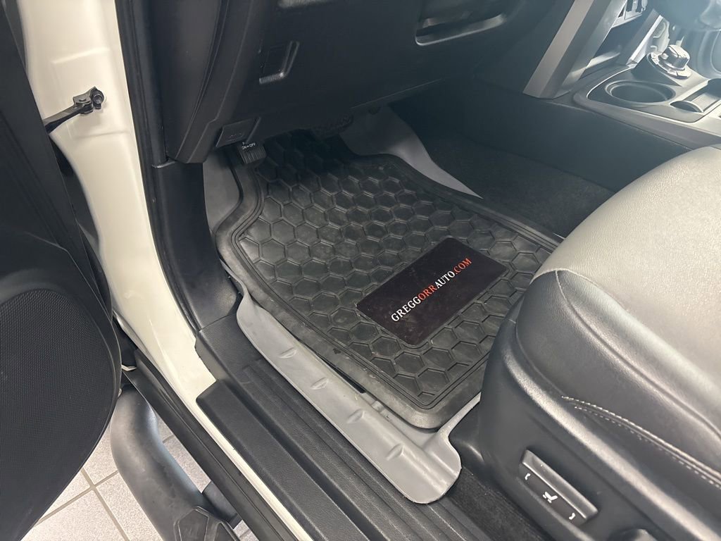 Used 2021 Toyota 4Runner SR5 Premium w/ Moonroof Package AWD/4WD image 17