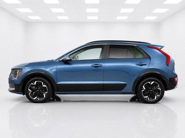 Used 2023 Kia Niro Wind w/ Wind Preserve Package FWD image 7