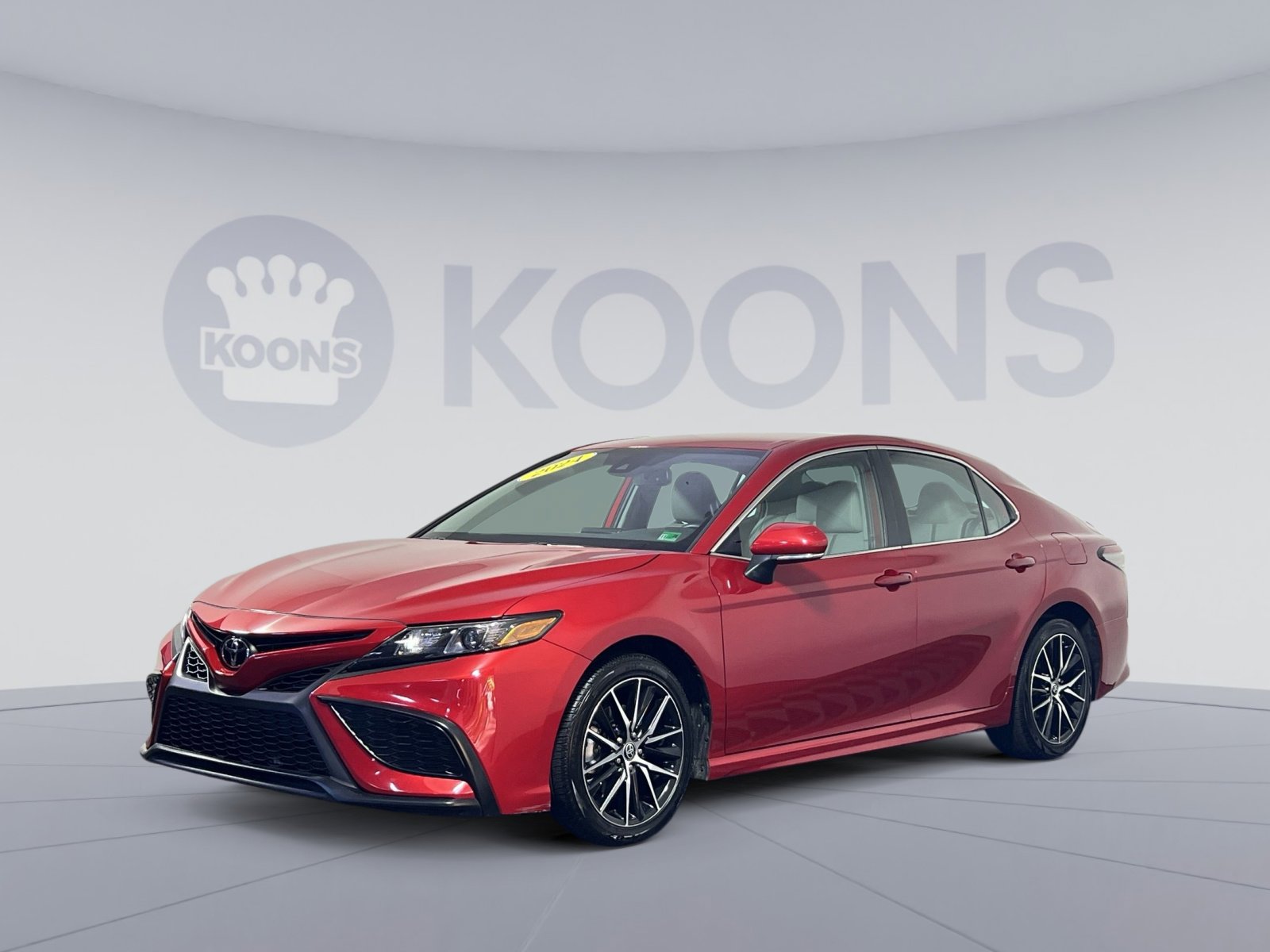 Used 2024 Toyota Camry SE