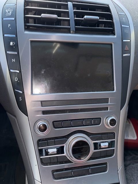 Used 2017 Lincoln MKZ Premiere FWD image 22