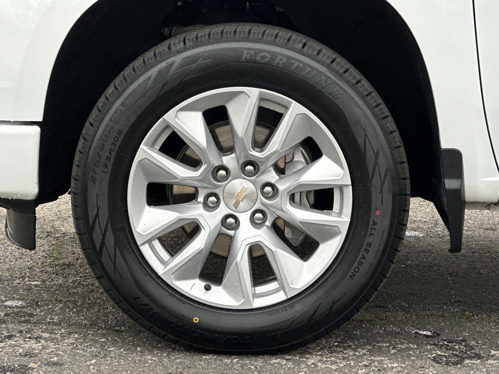 Used 2023 Chevrolet Silverado 1500 Custom image 24