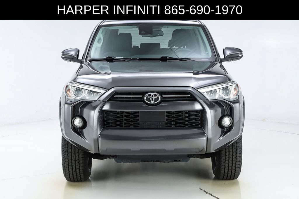 Used 2020 Toyota 4Runner SR5 Premium w/ Moonroof Package AWD/4WD image 17