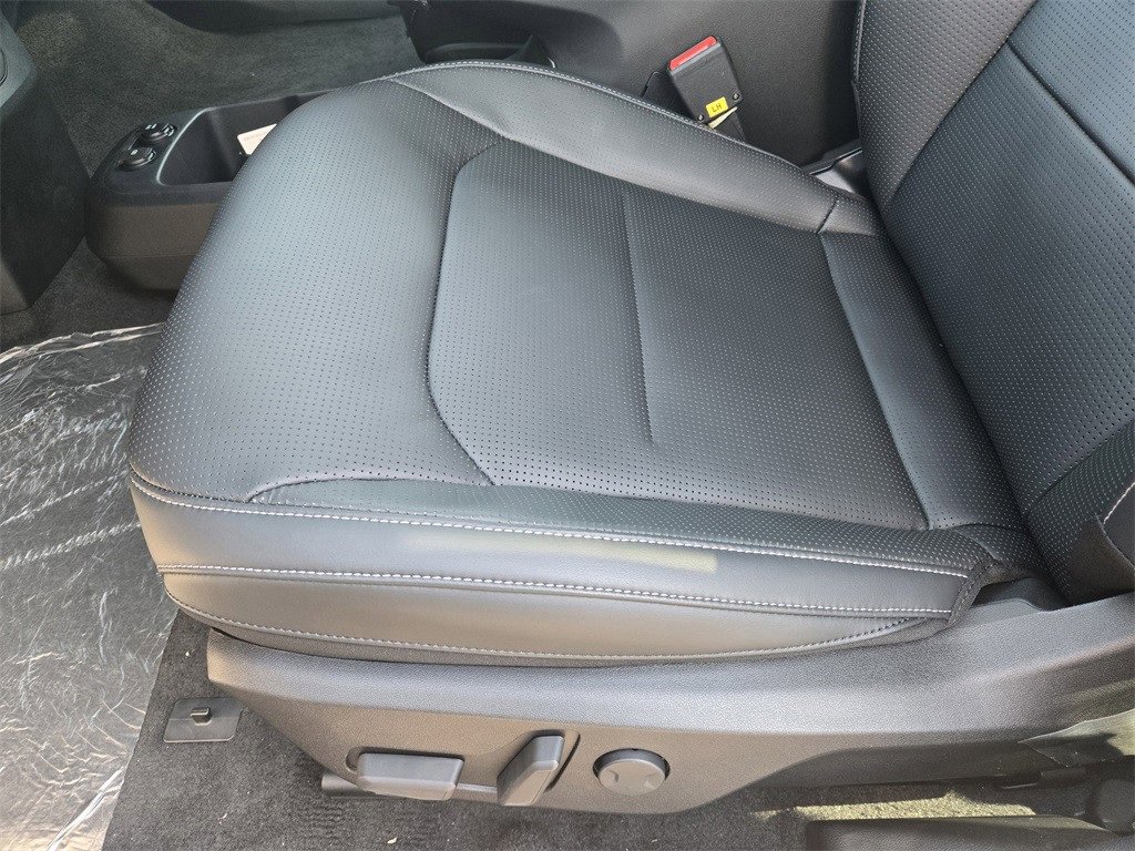 New 2025 Kia EV6 Wind image 17