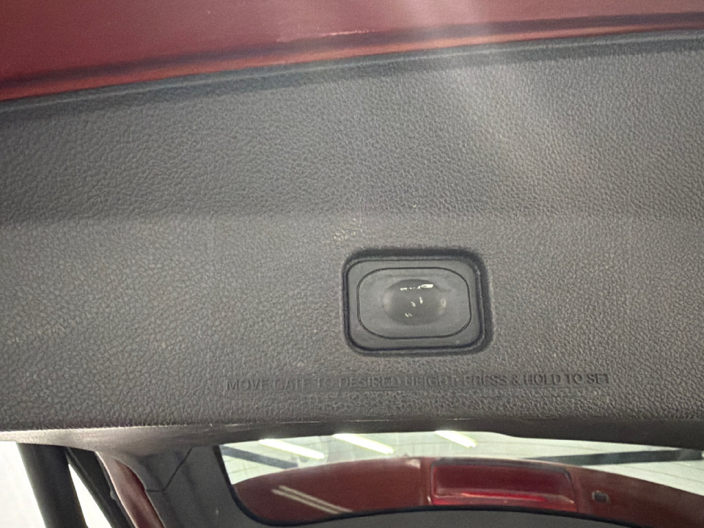 Used 2014 Ford Explorer XLT w/ Equipment Group 202A FWD image 20