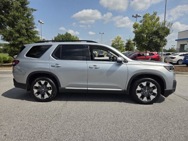 Used 2026 Honda Pilot Touring image 10