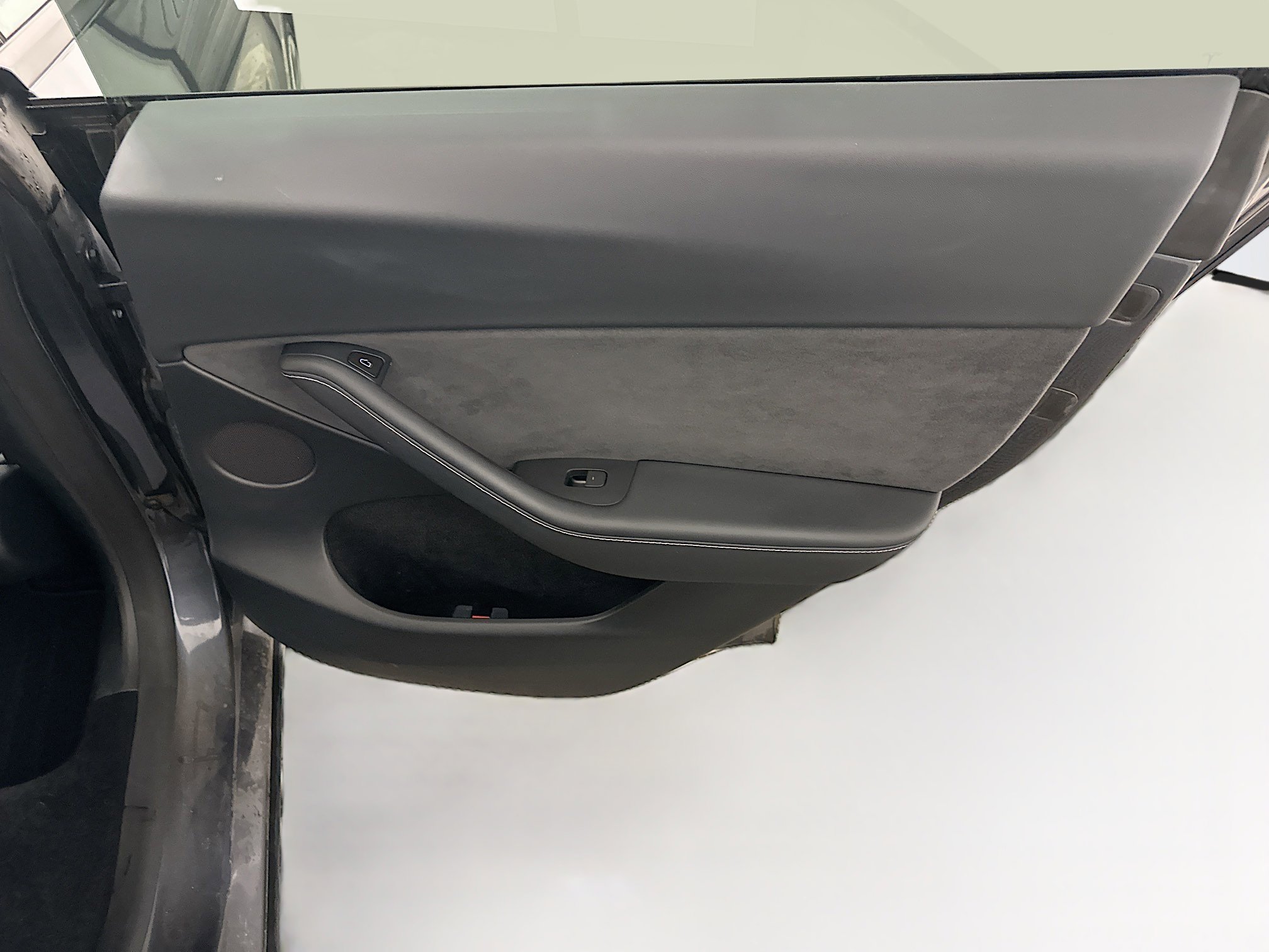 Used 2023 Tesla Model Y Long Range image 30