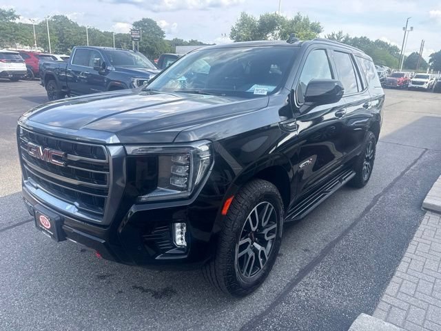 Used 2022 GMC Yukon AT4 AWD/4WD image 3