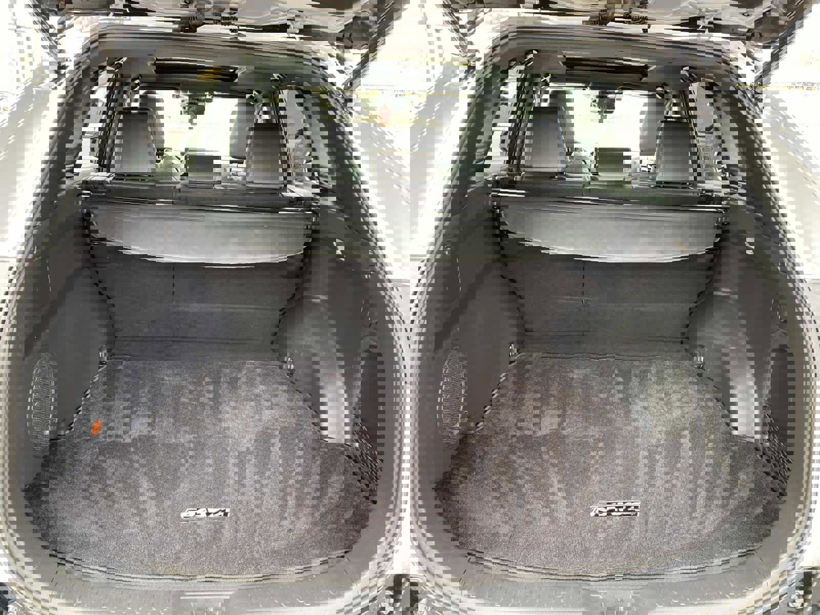 Used 2021 Toyota RAV4 XSE image 5