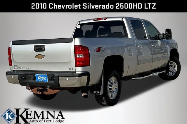 Used 2010 Chevrolet Silverado 2500 LTZ w/ Convenience Package image 8