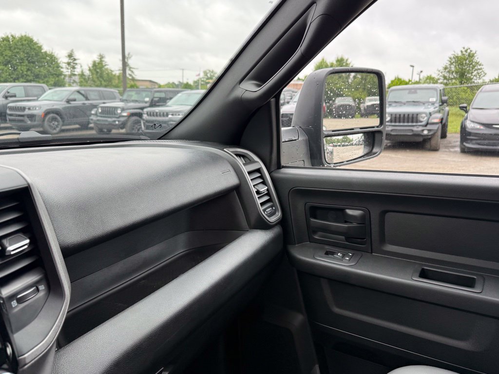 New 2026 RAM 3500 Tradesman AWD/4WD image 22