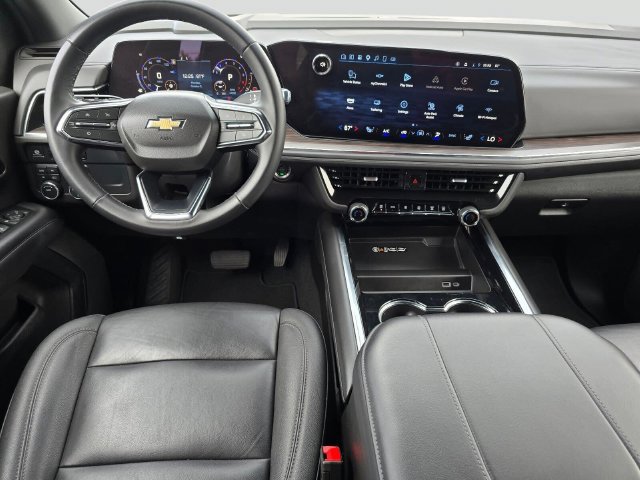 Used 2025 Chevrolet Tahoe LT AWD/4WD image 23